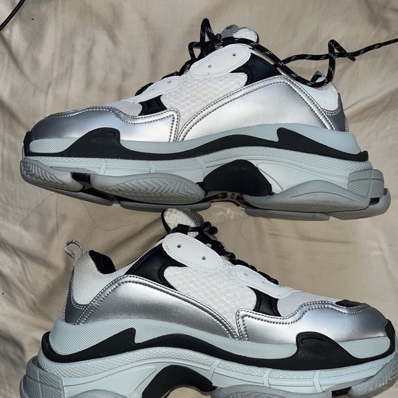 Balenciaga Triple S Sneaker “Grey Silver”
